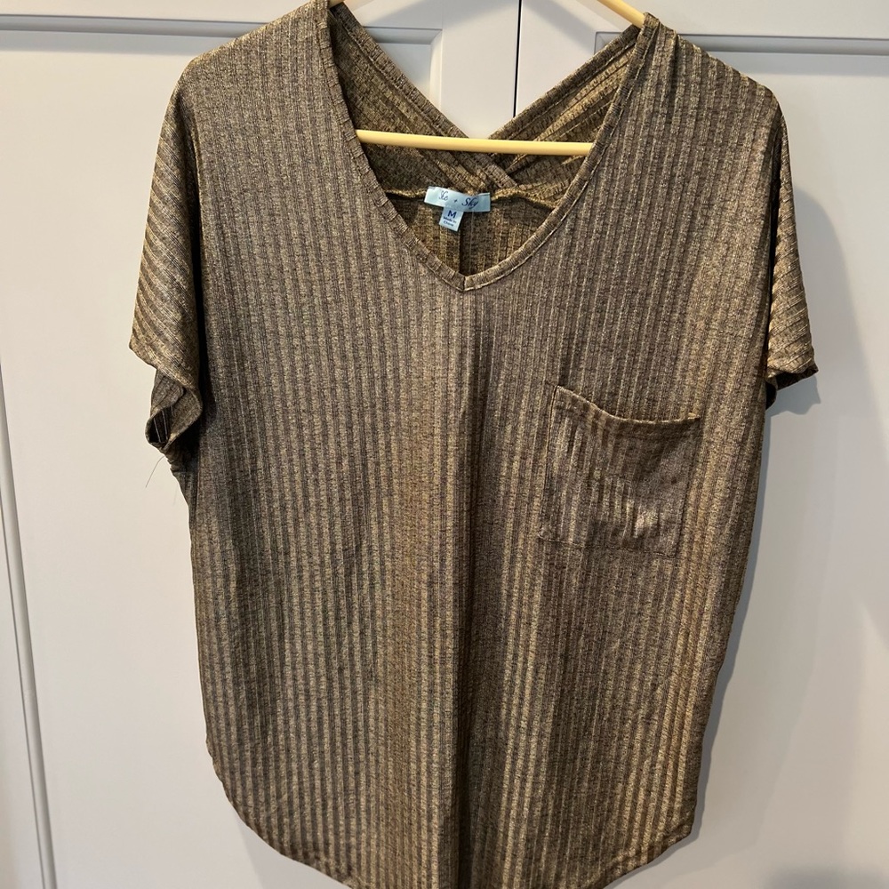 She + Sky mocha Metallic short sleeve top sz Med NWT